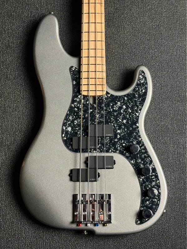 DS Series Bass