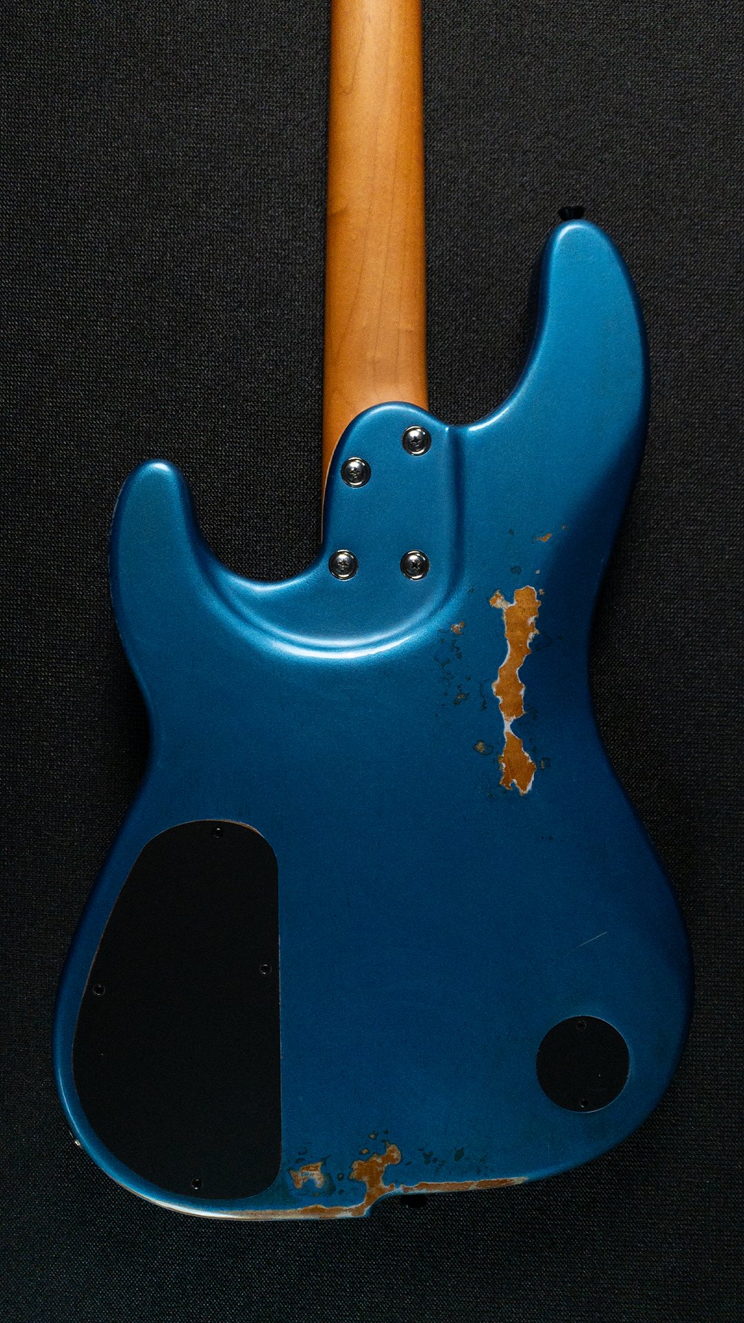 Janek Bass 1