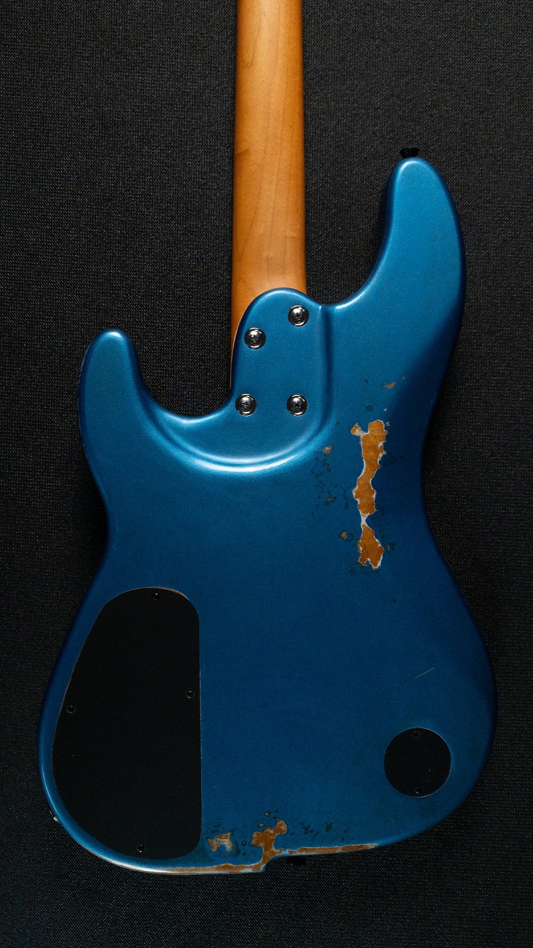 Janek Bass 1