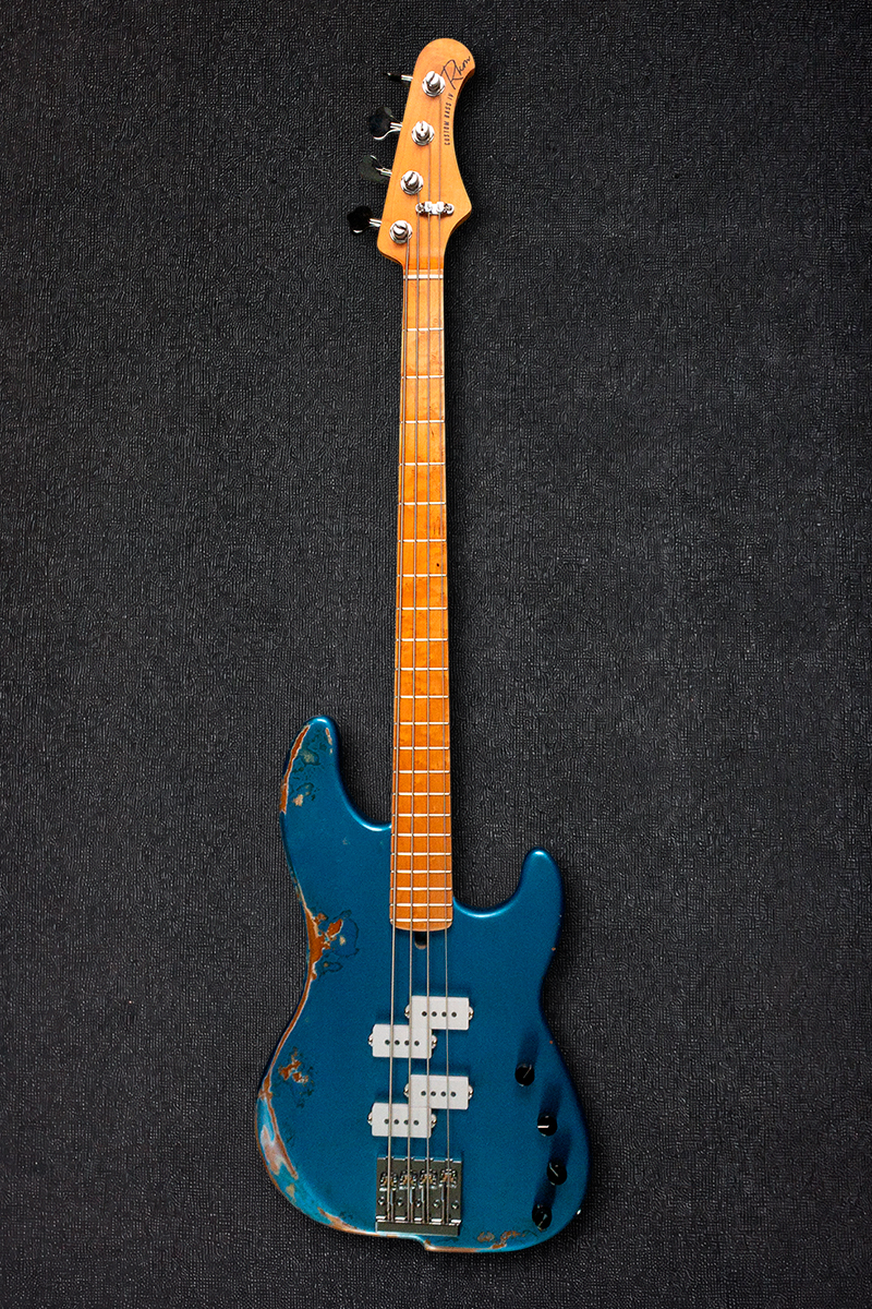 Janek Gwizdala Bass 1