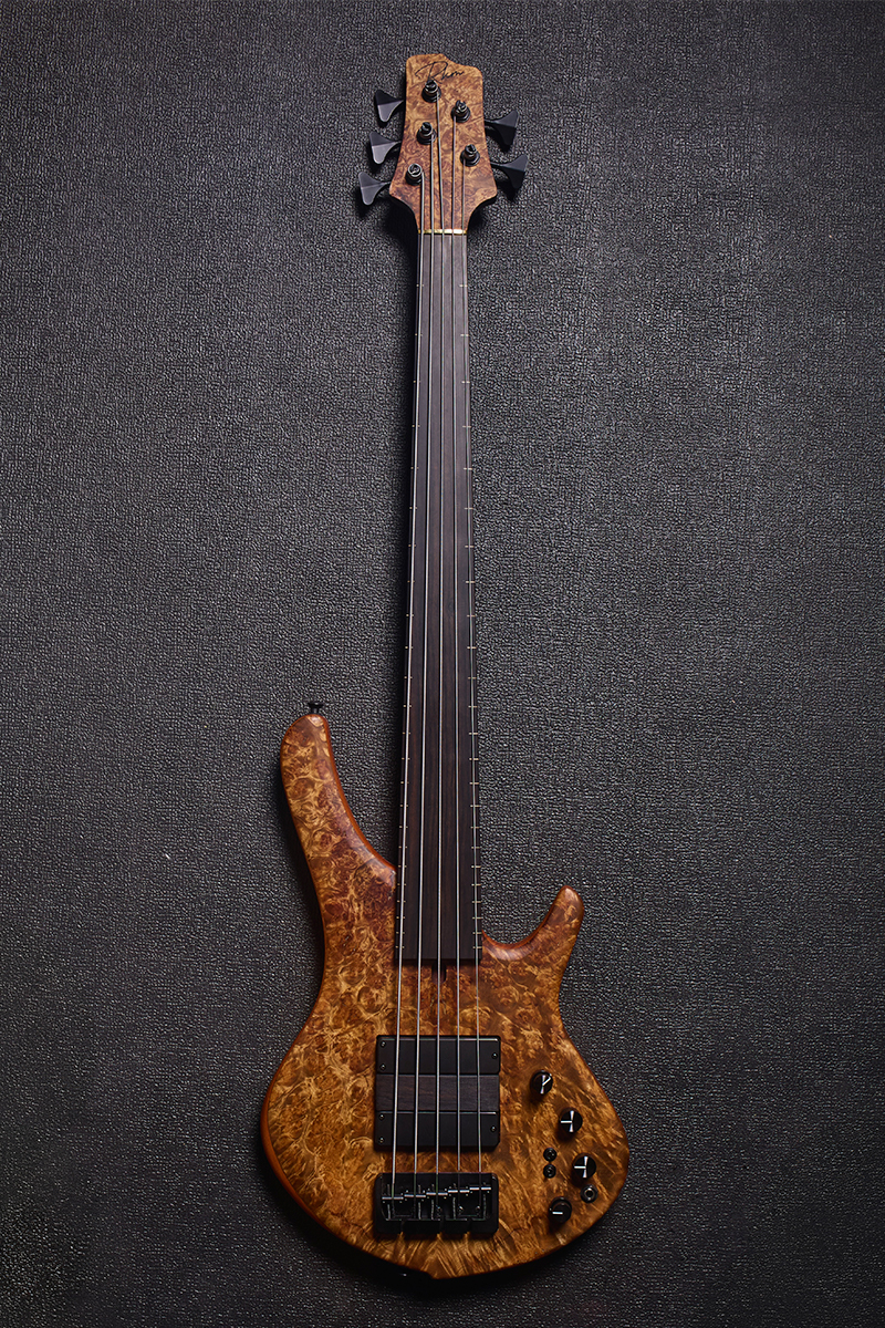 RKM Double Cut Bass
